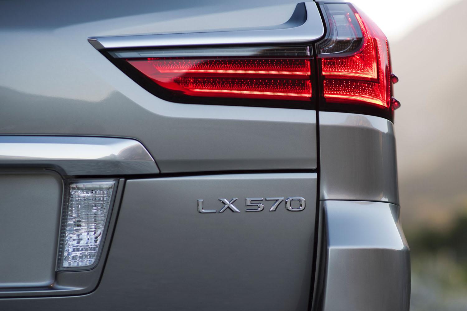 2016 Lexus LX