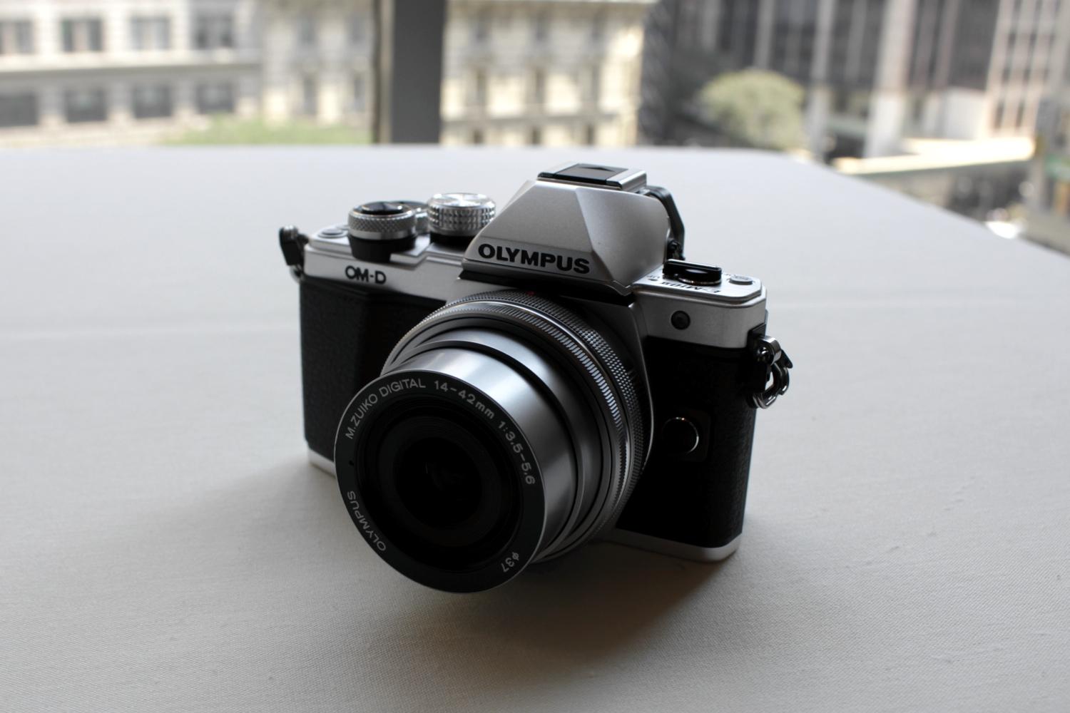 olympus gives entry level om d e m10 mirrorless camera big upgrades e10mkii 15