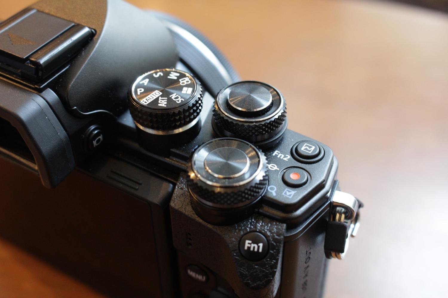 olympus gives entry level om d e m10 mirrorless camera big upgrades e10mkii 18