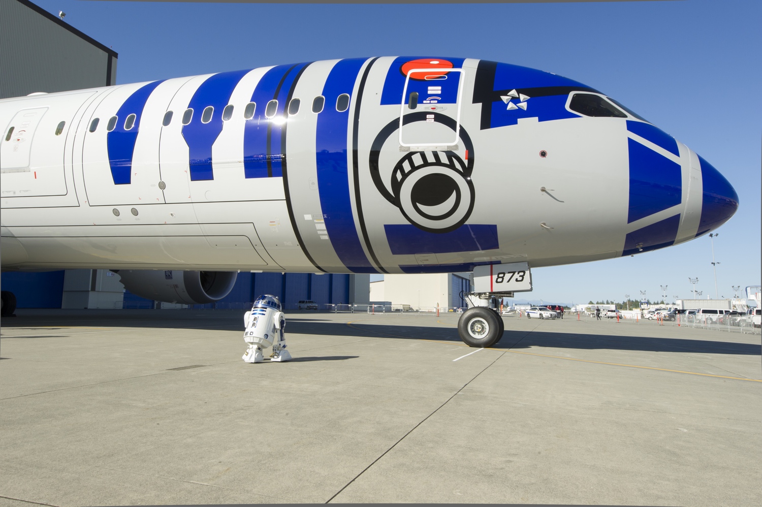 r2 d2 is still not the droid youre looking for but its plane youll want to fly on boeing ipb license external use
