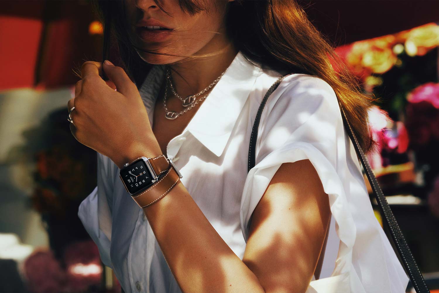 Hermès still offers Apple Watch Series 9 with leather bands