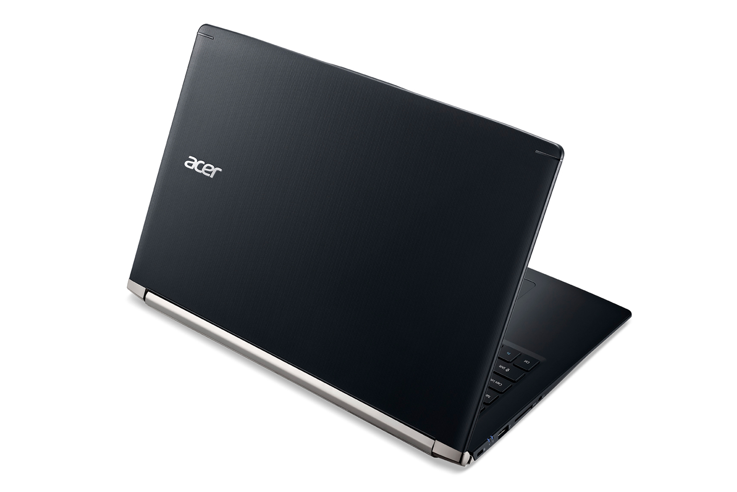 acer goes all in on skylake with latest expansion to computing line aspire v15 nitro vn7 592 06