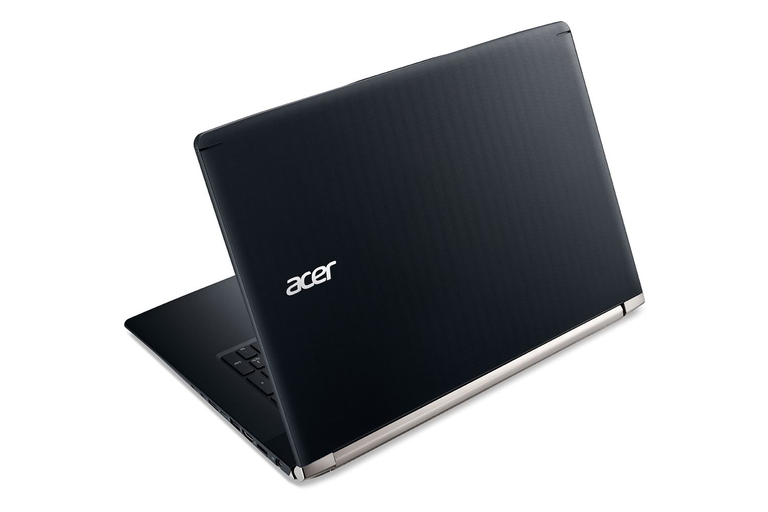 acer goes all in on skylake with latest expansion to computing line aspire v17 nitro vn7 792 07