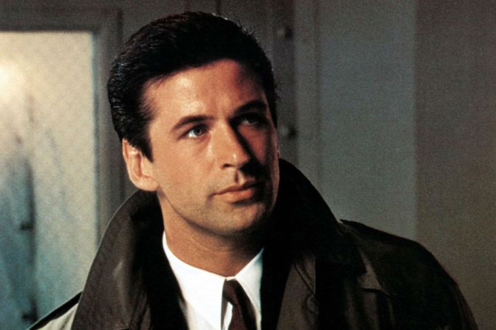 tom clancy character jack ryan to get michael bay produced tv show baldwin