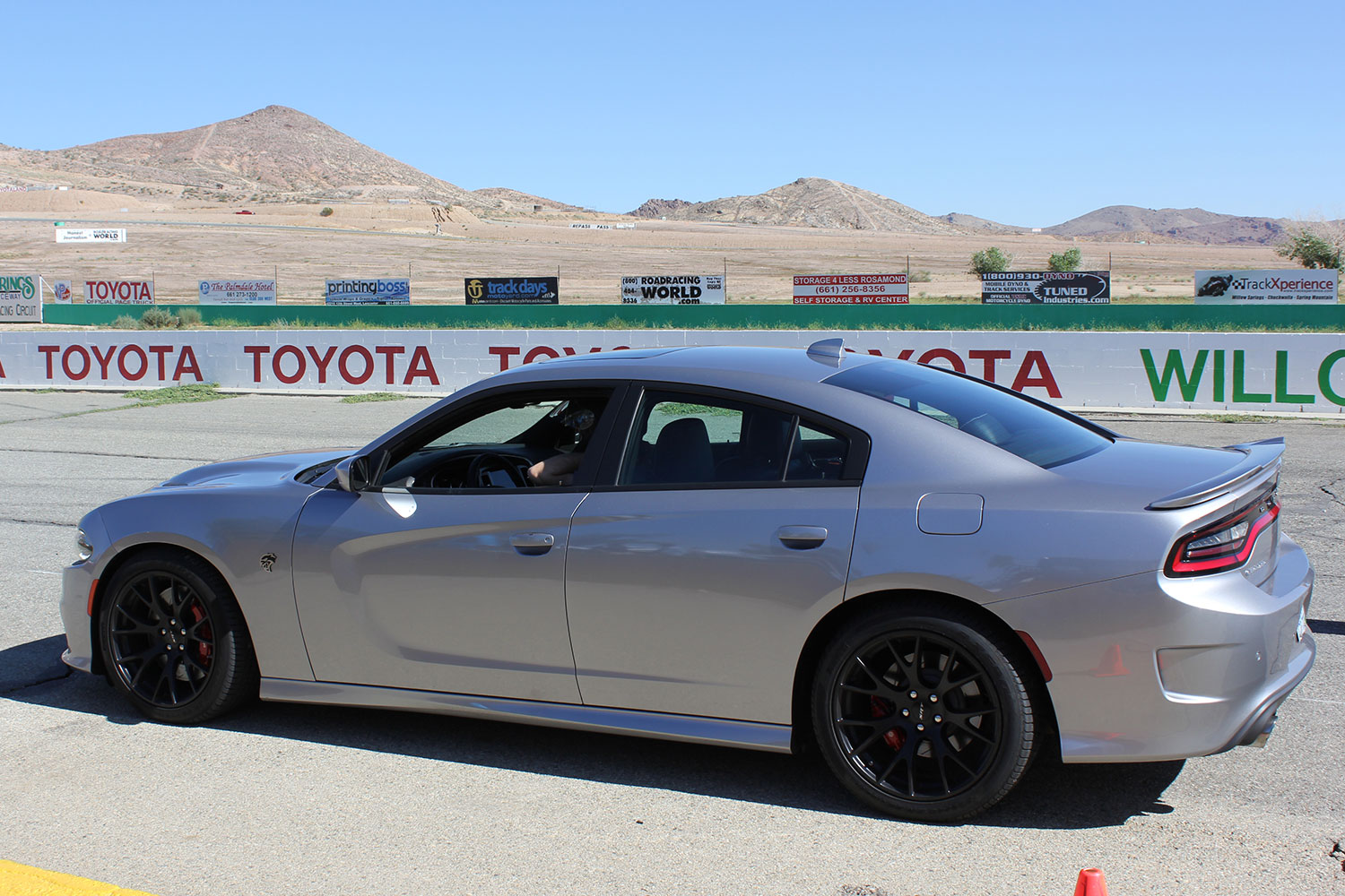 2015 dodge charger challenger srt hellcats track review and hellcat on silver