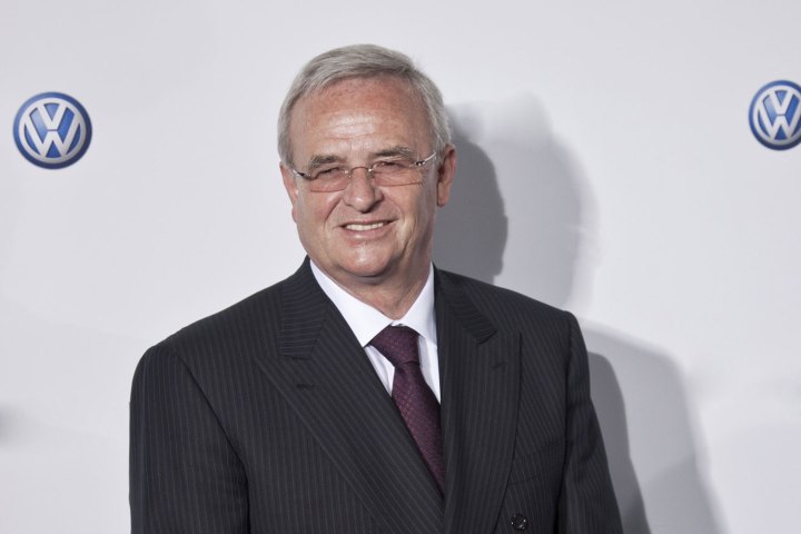 vw ceo winterkorn steps down martin quits