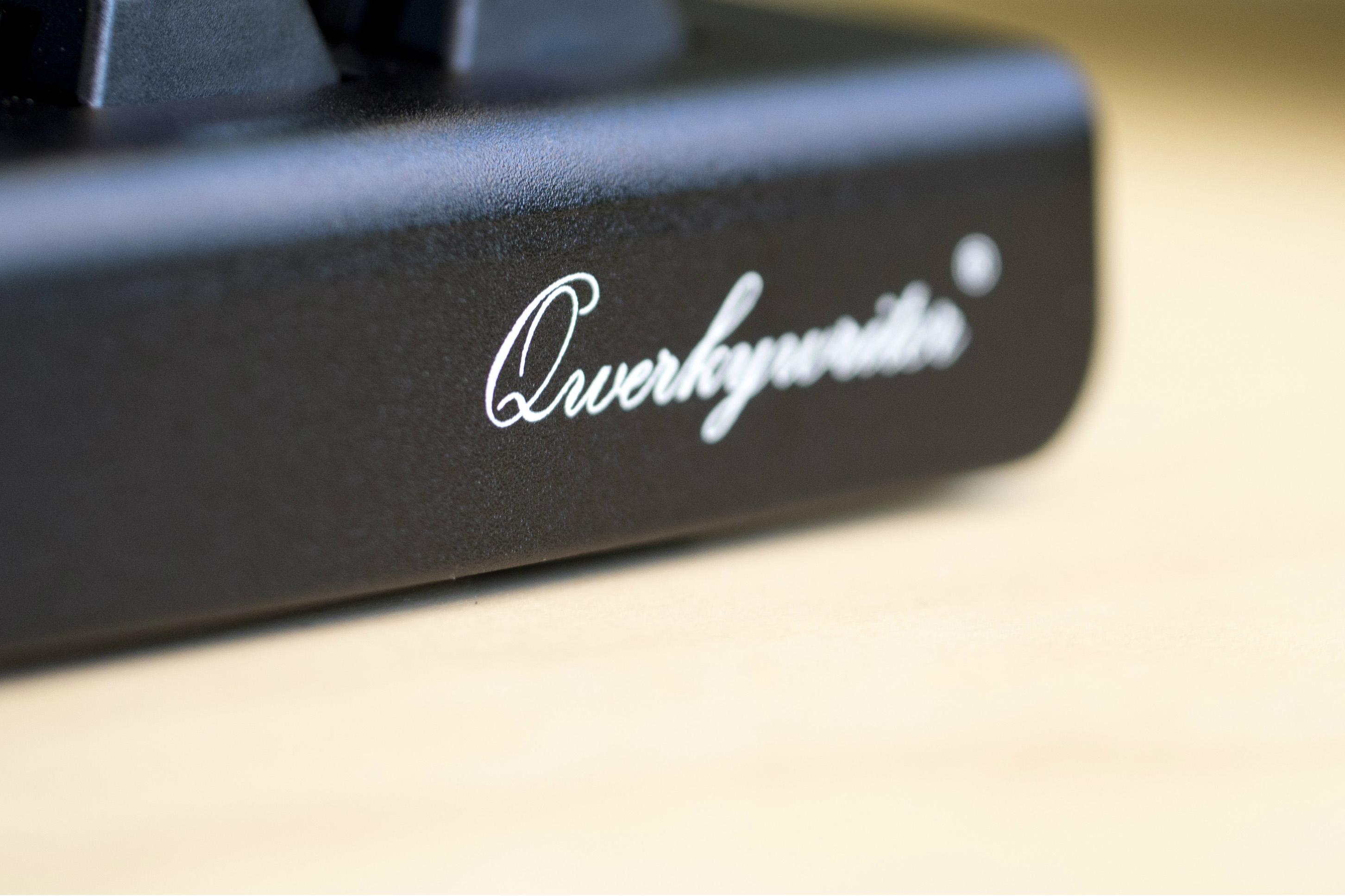 meet the keyboard that turns your tablet into a typewriter kinda qwerkywriter signature