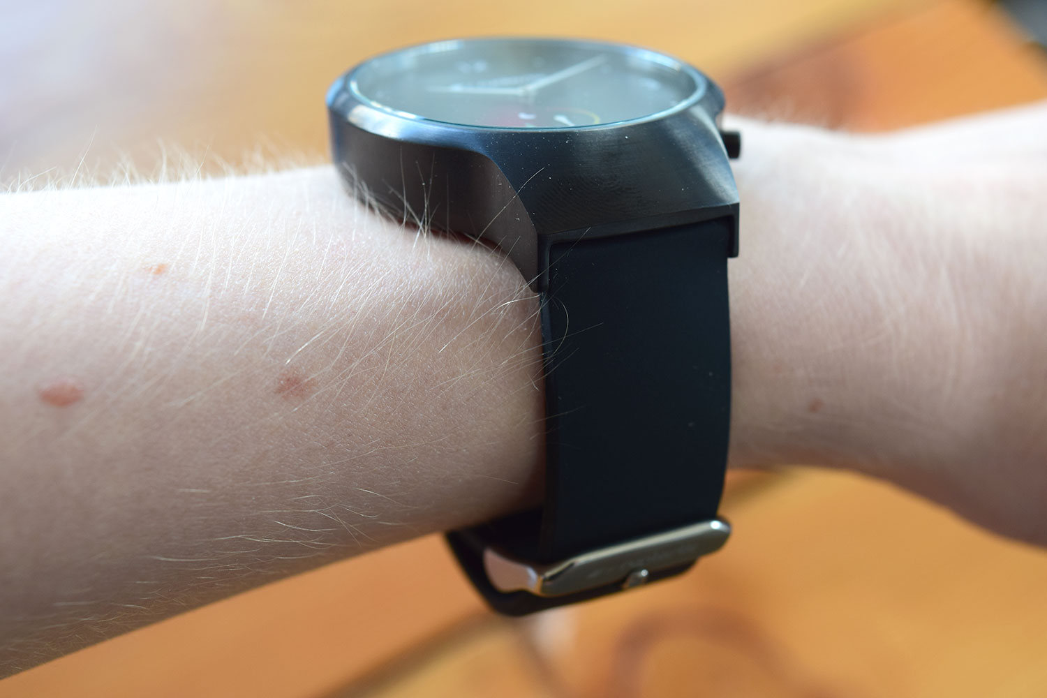 Runtastic Moment SmartWatch Tracks Fitness | Digital Trends