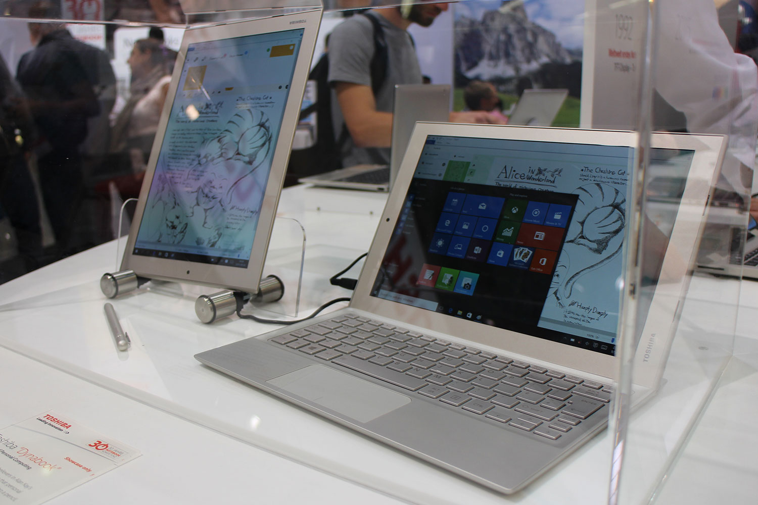 the new laptops of ifa 2015 toshiba dynabook  4