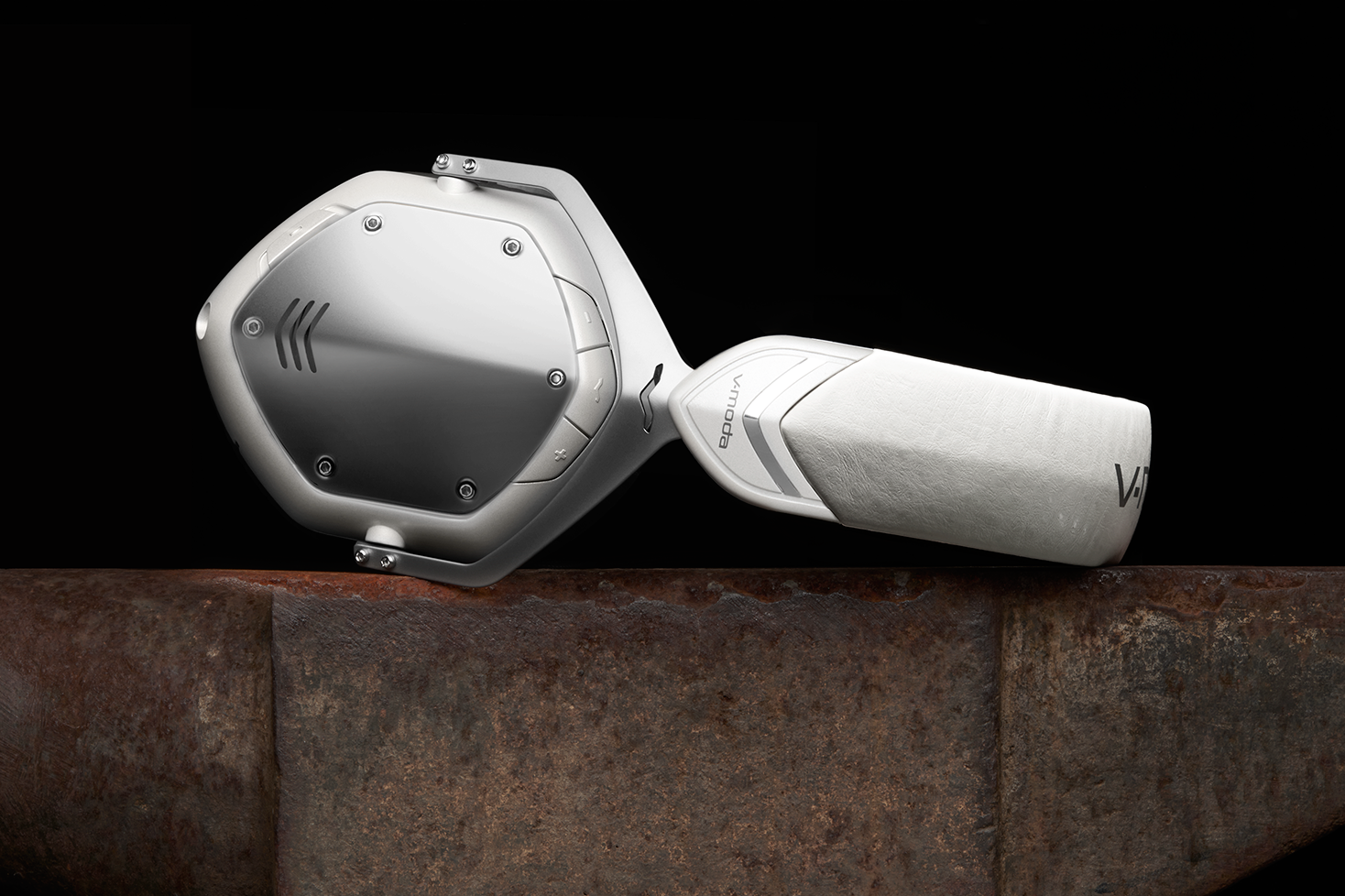 vmoda crossfade wireless headphones reimagined m100 white silver anvil web