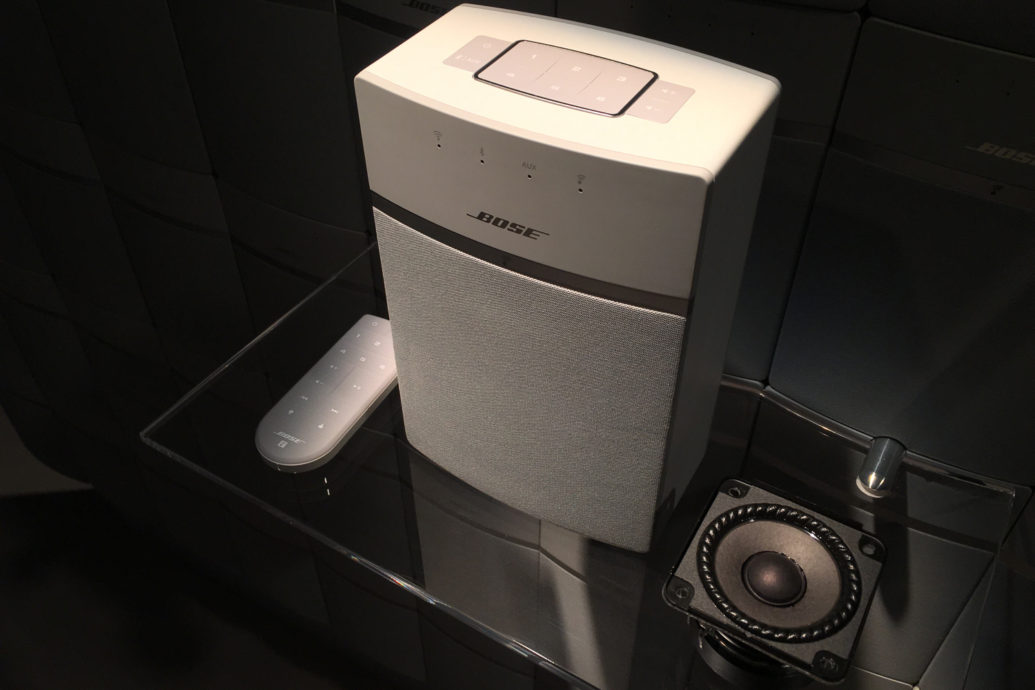 bose adds affordable but powerful bluetooth speaker to soundtouch wireless system soundtouch10 6