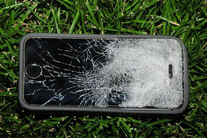 iphone 5s saves fresno state student from getting shot by a robber bullet