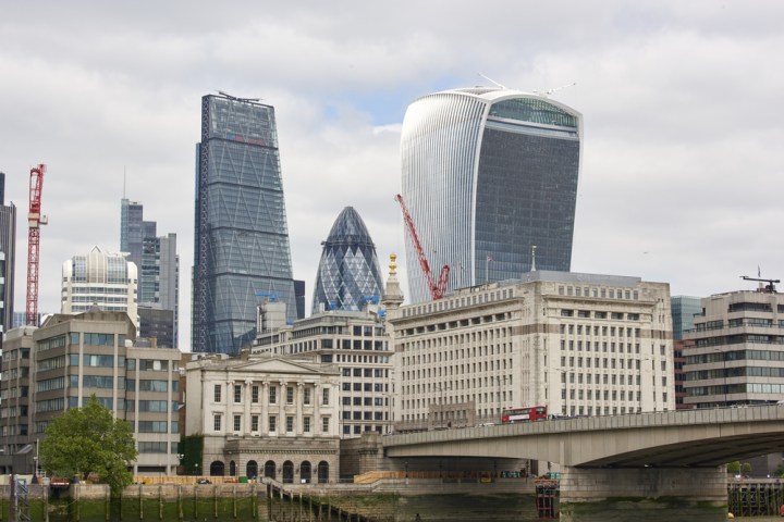 londons walkie talkie wins prize for uks worst new building  london