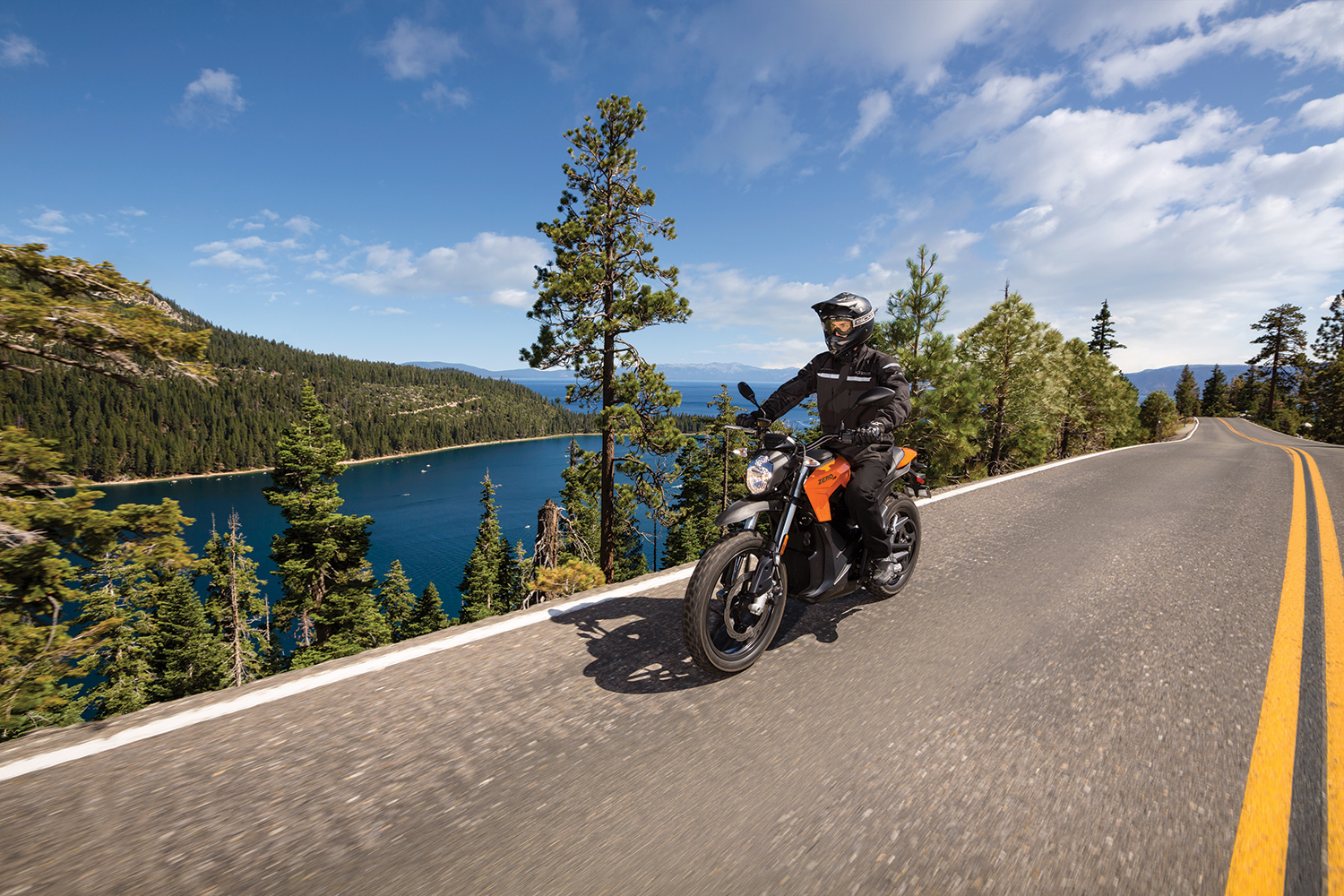 zero motorcycles introduces new models 2016 ds action 01 4800x3200 press