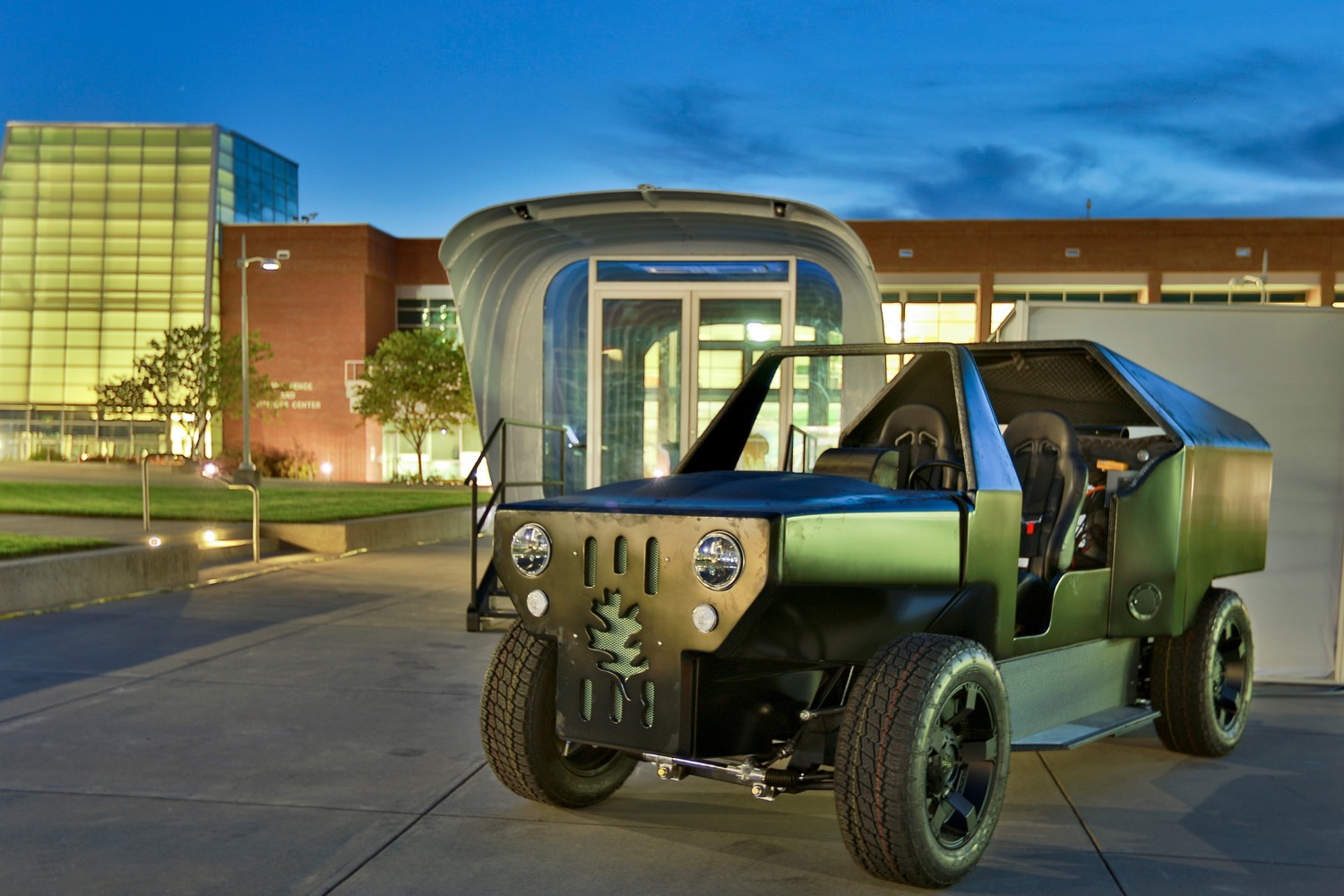 Oak Ridge National Laboratory AMIE 3D-printed car and house
