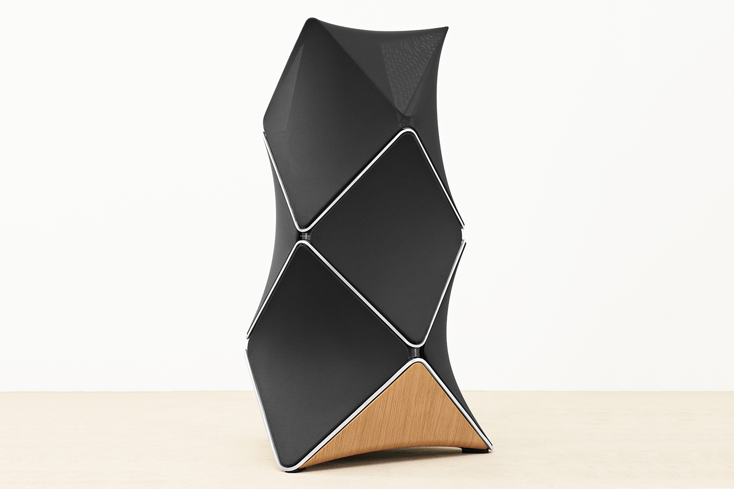 bang and olufsen beolab 90 speakers sweet spot 15cs me02