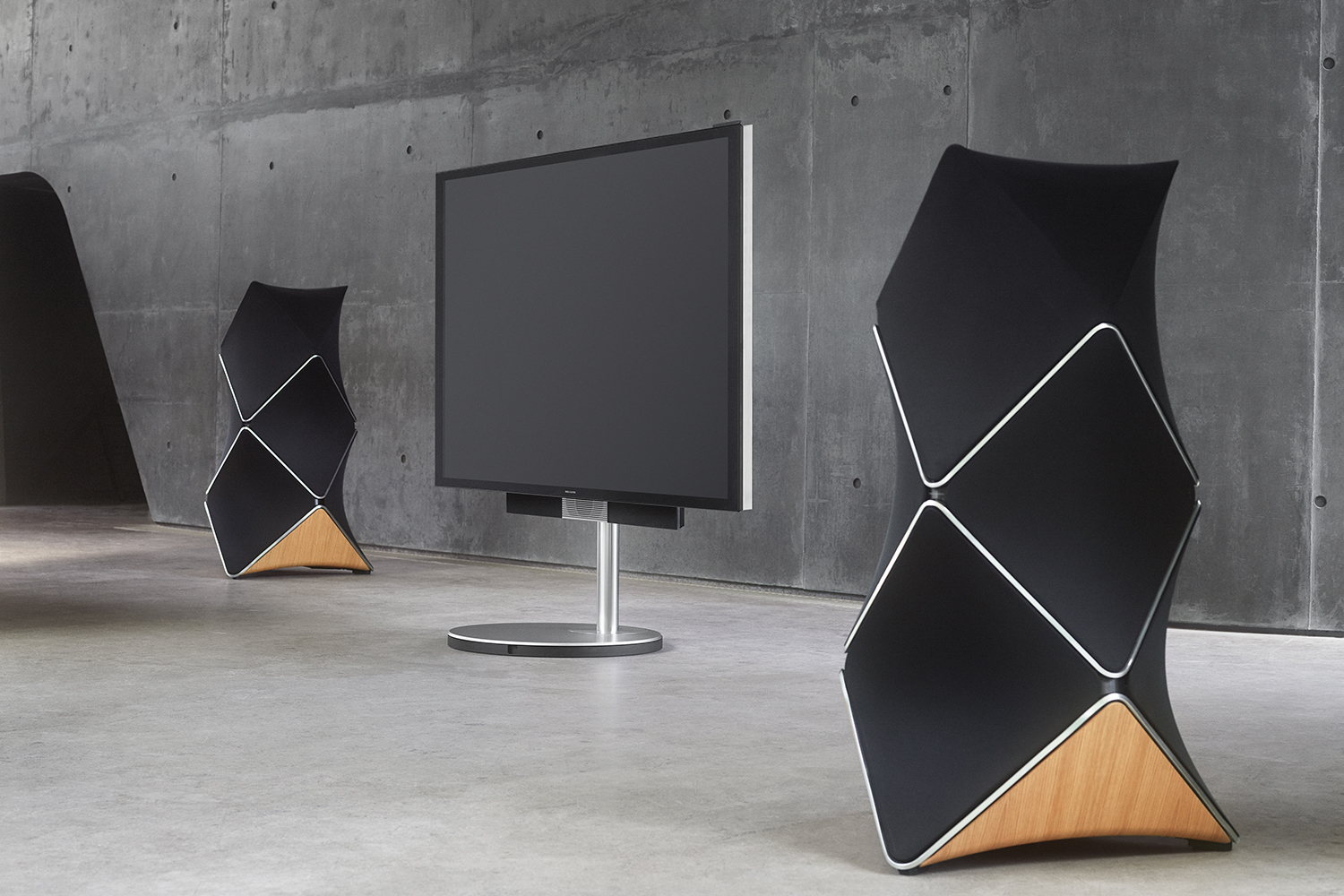 Bijbel Bedachtzaam Wind We heard B&O's Beolab 90 speakers and we're still in disbelief | Digital  Trends