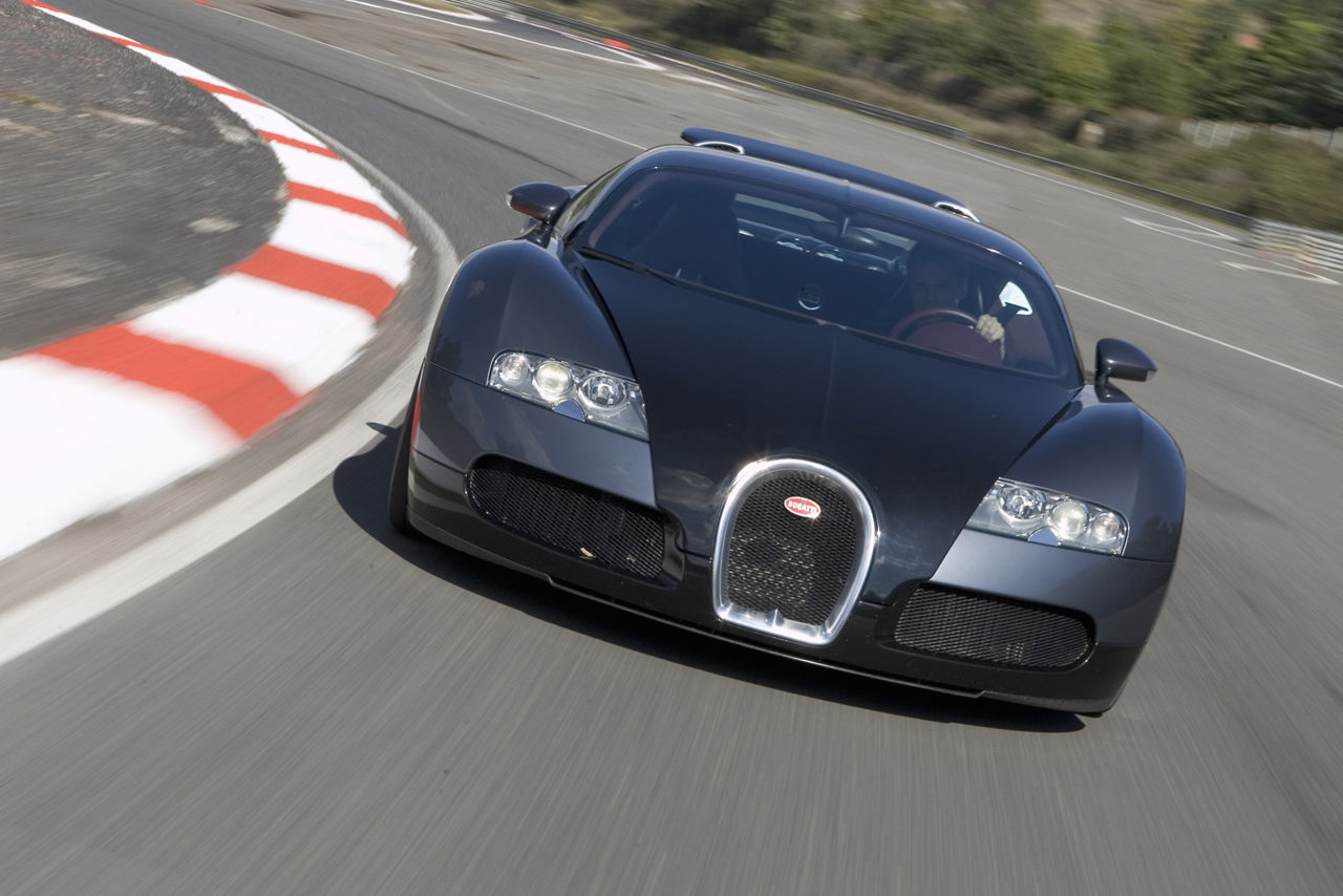 Bugatti-Veyron_