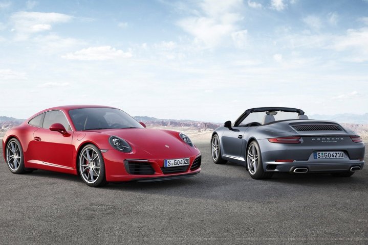 Porsche-911_Carrera_2016