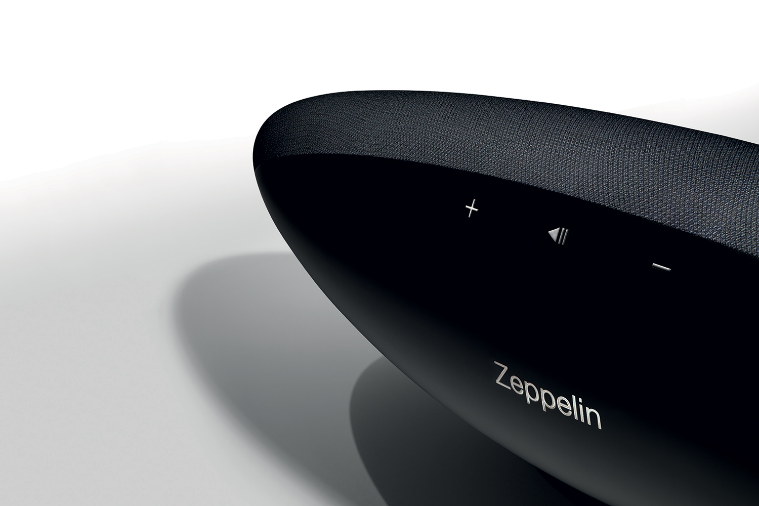 hands on bowers wilkins announces zeppelin wireless technical paper 2