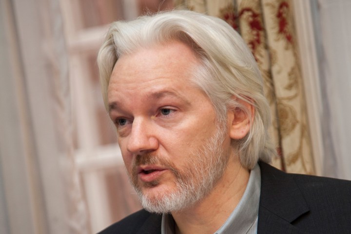 london cops end 247 watch of julian assange hideout