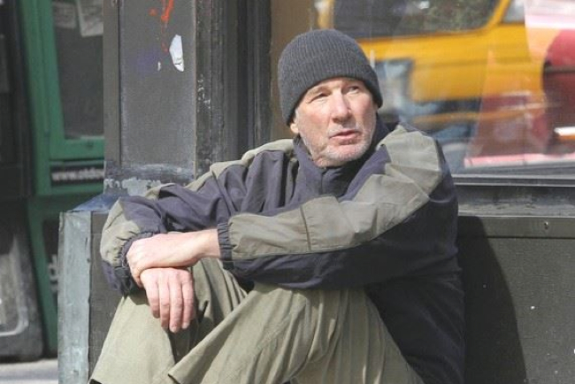 richard gere responds facebook hoax homeless