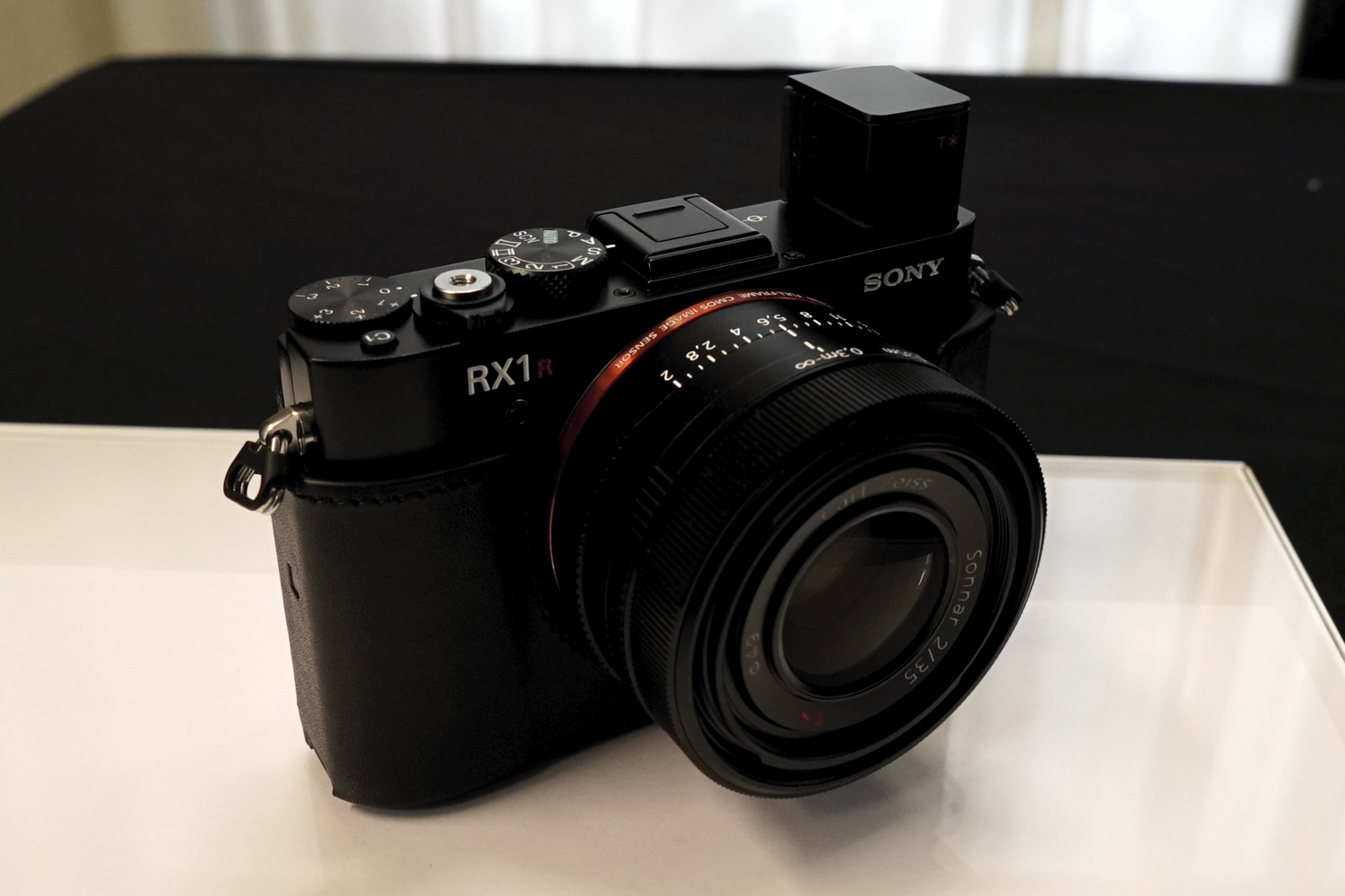 sony cyber shot rx1r 2 rx1r2 preview 10