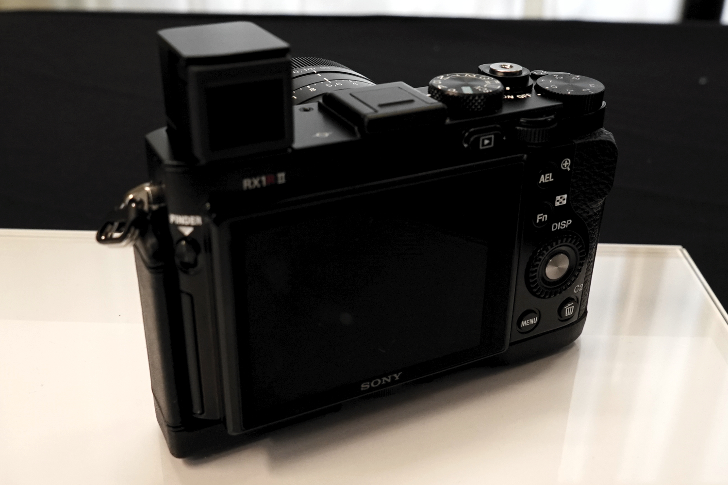 Sony's RX1R II Compact Camera is a Photographer's Dream Digital Trends