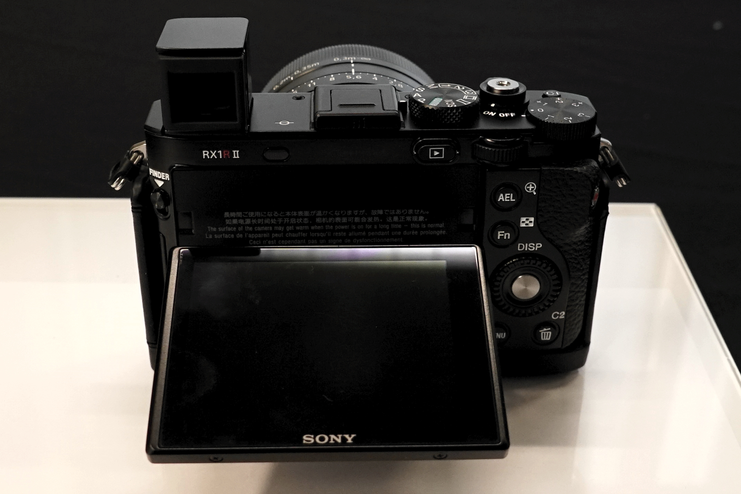 sony cyber shot rx1r 2 rx1r2 preview 7