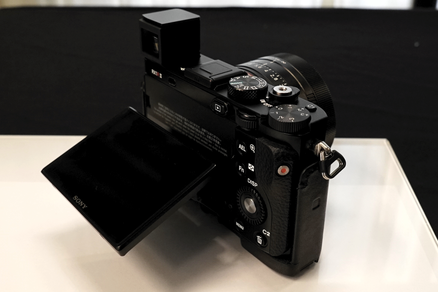 Sony's RX1R II Compact Camera is a Photographer's Dream Digital Trends