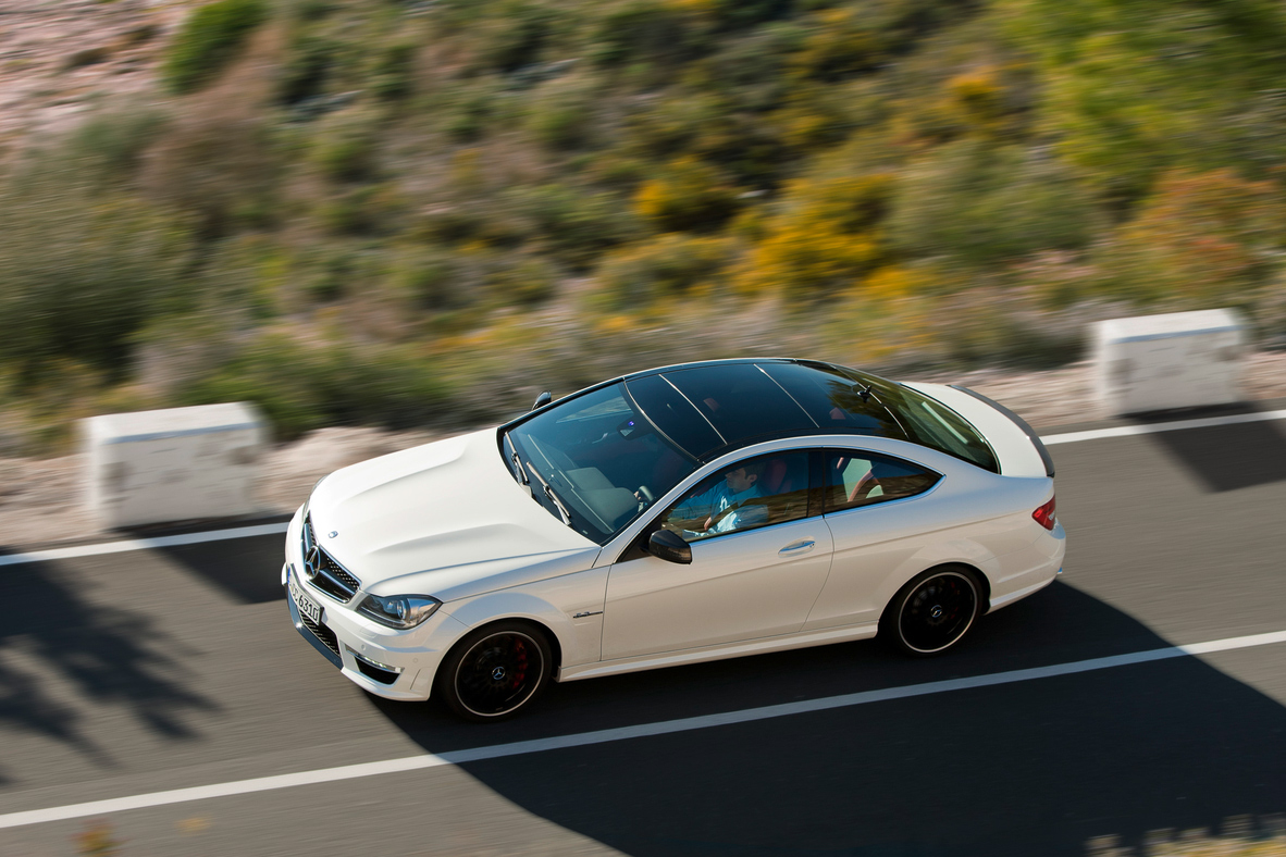 11 cars that will go extinct in 2016 2012 mercedes benz c63 amg coupe 9