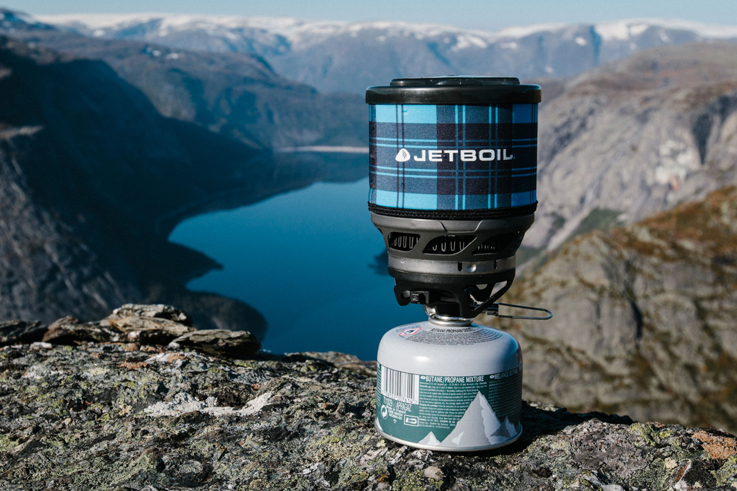 best gadgets and gear for winter camping jetboil minimo
