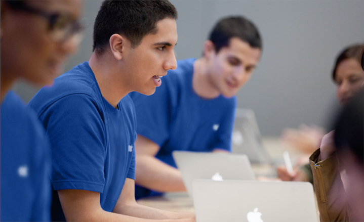 Several Apple Store employees.