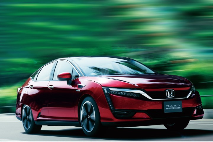 honda clarity fuel cell joined by plug in hybrid 2017