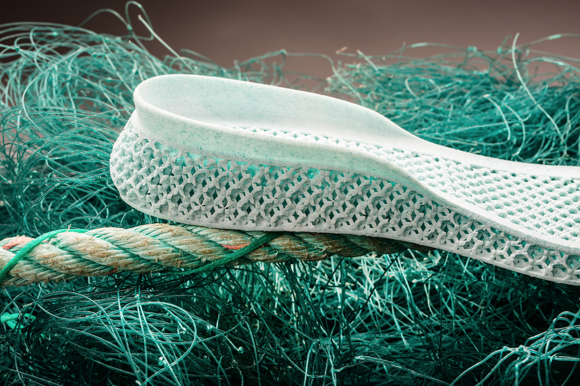 web representante fútbol americano Adidas Creates 3D Printed Shoe Made From Ocean Plastic | Digital Trends