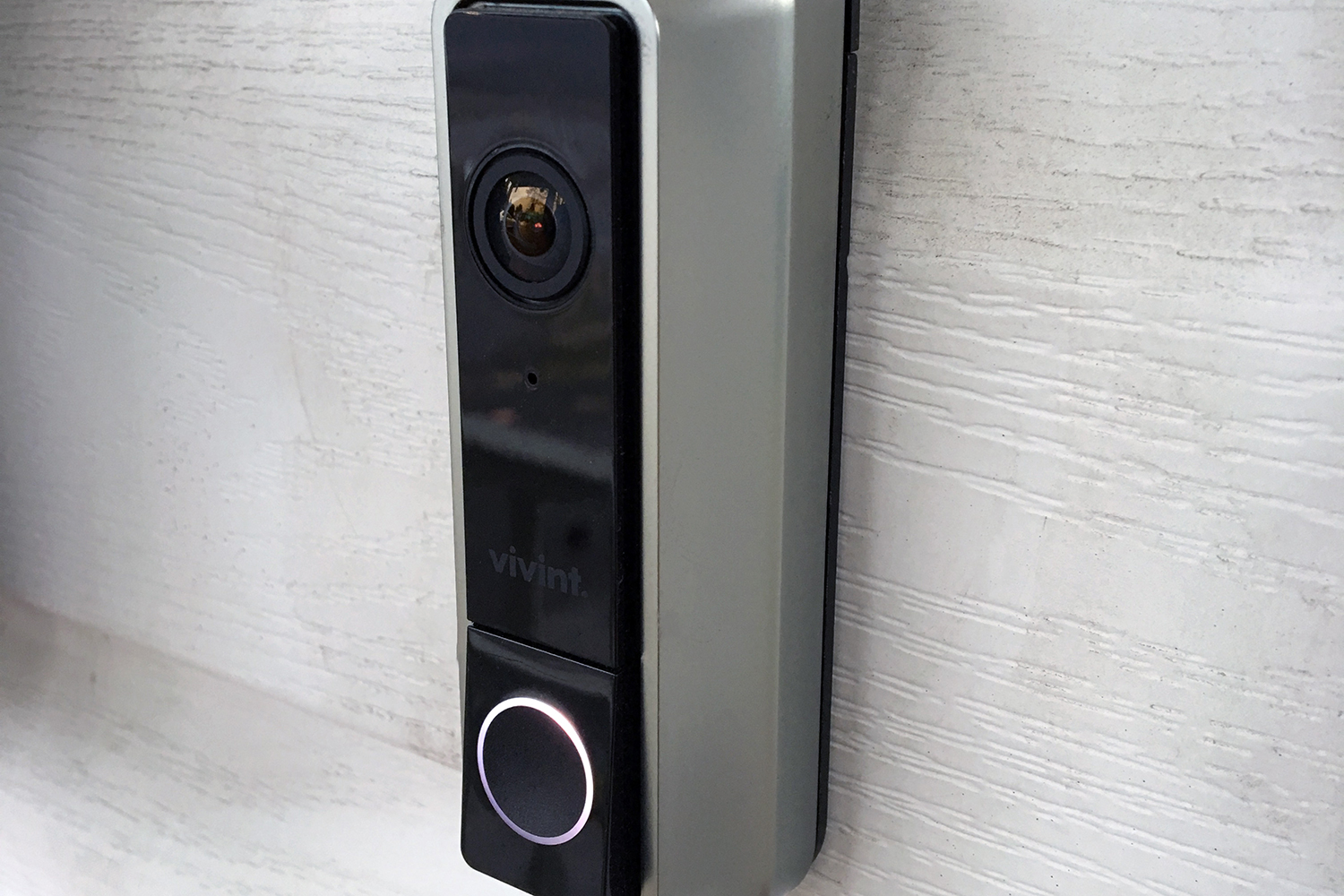 Vivint Smart Home: A Comprehensive Review of the Smart Home Security System