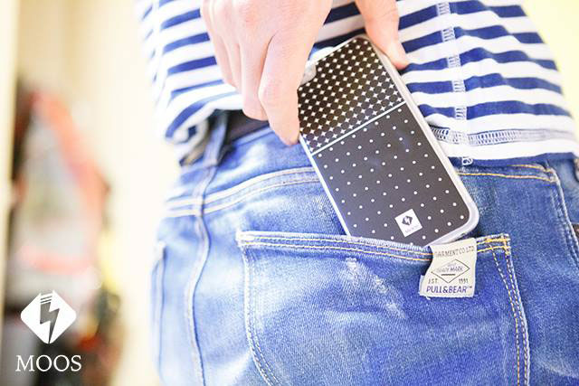 moos sticker wireless charging recharging smartphone iphone 3
