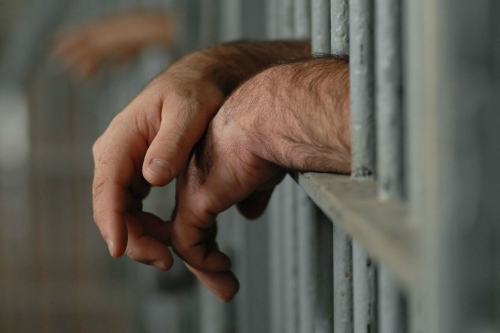 software glitch releases prisoners early prison cell