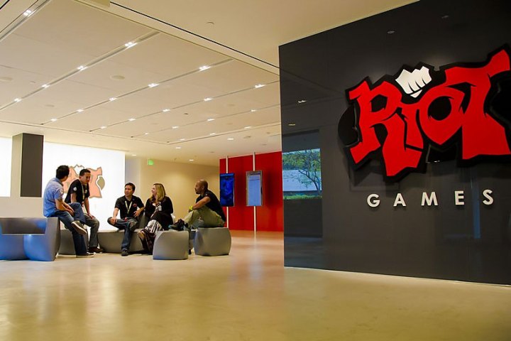 tencent wholly owns riot games league of legends