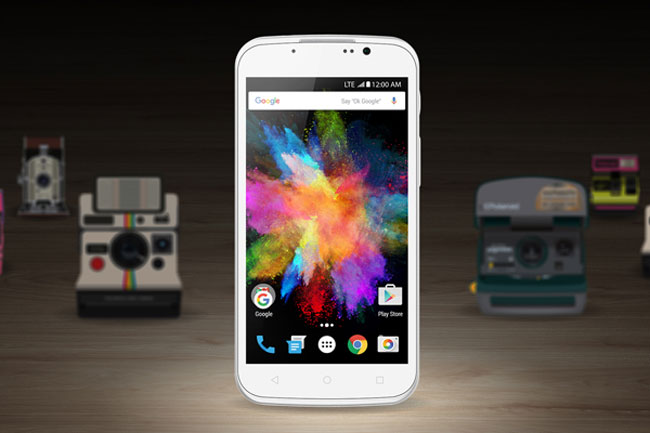 polaroid leaves its comfort zone with the snap and power android smartphones 005