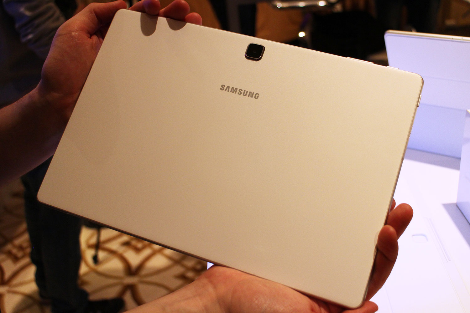 samsung tabpro s hands on ces 2016 galaxy 9781