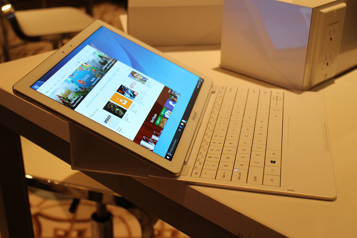samsung tabpro s hands on ces 2016 galaxy 9782