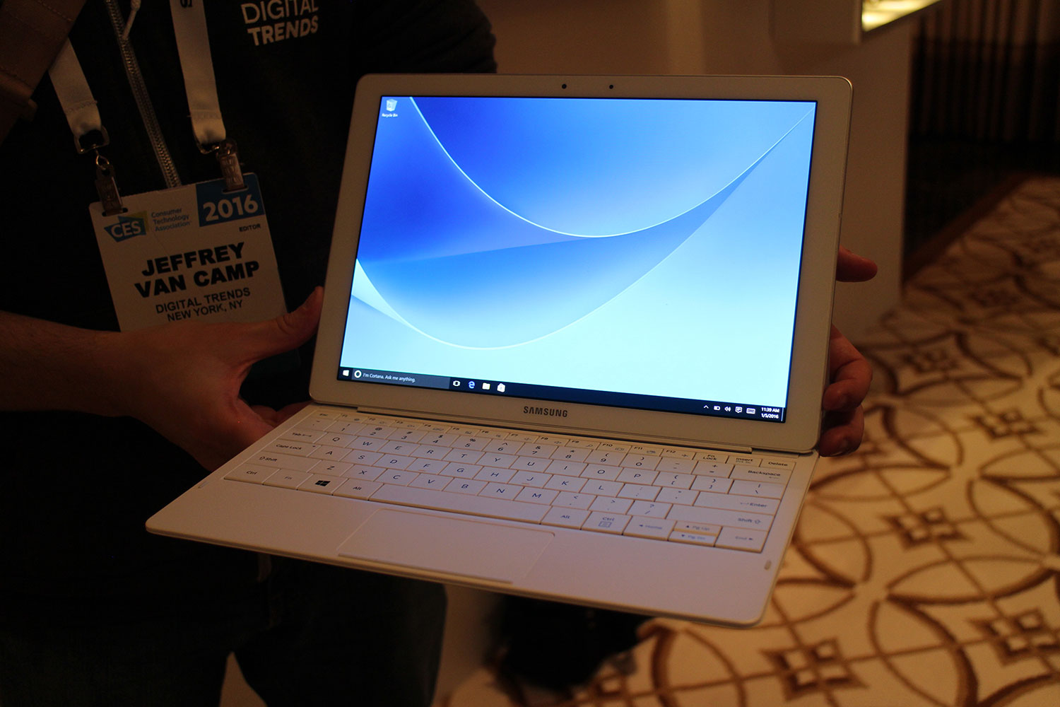 samsung tabpro s hands on ces 2016 galaxy 9785