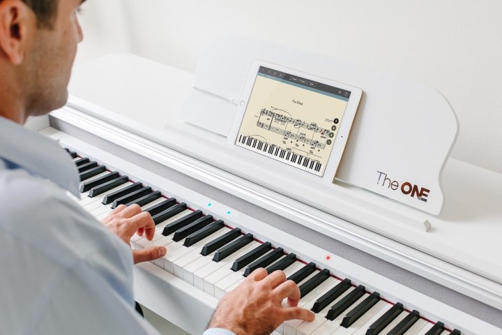 the one smart piano 2 smartpiano1