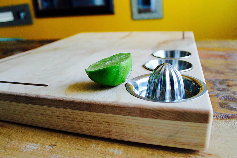 the ultimate cutting board launches on kickstarter 2