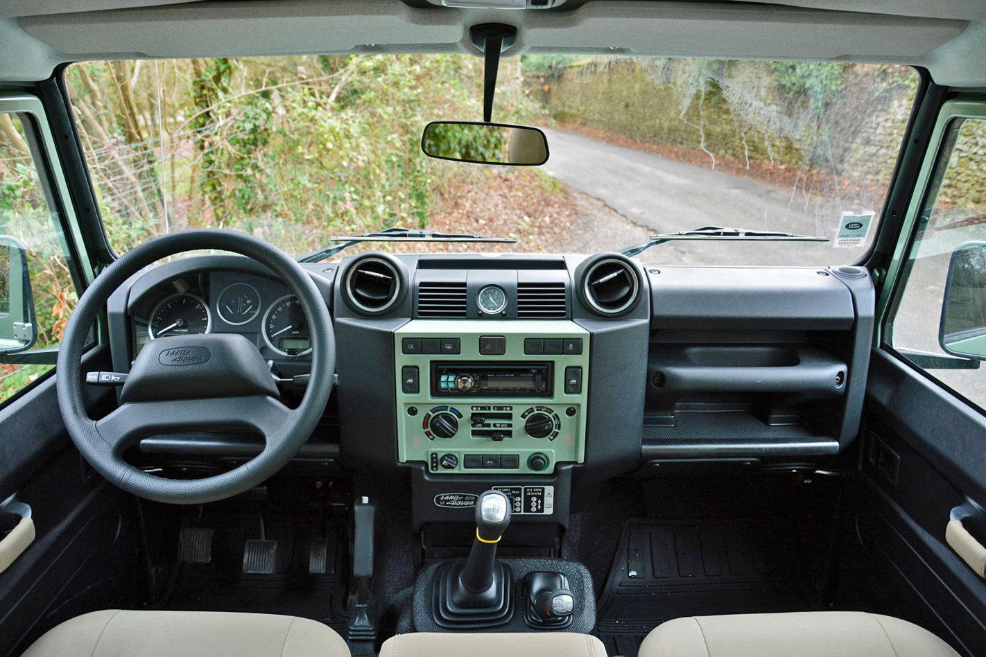 Beugel vermijden nood 2015 Land Rover Defender Review | Digital Trends