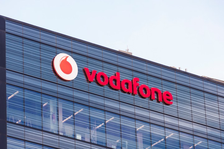 vodafone roaming 40 countries europe cellphone service retail