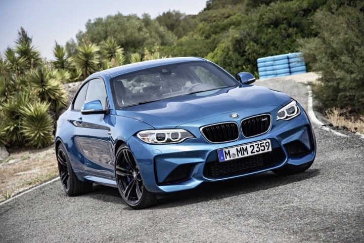 2016 BMW M2 front angle