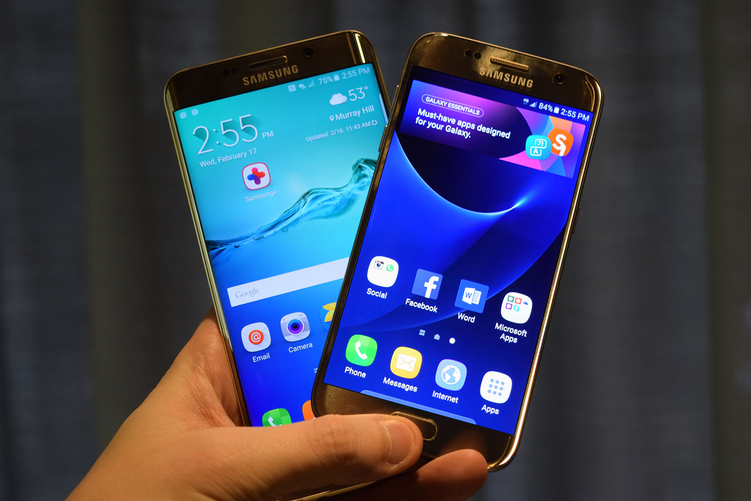 samsung galaxy s7 news and edge together in hand