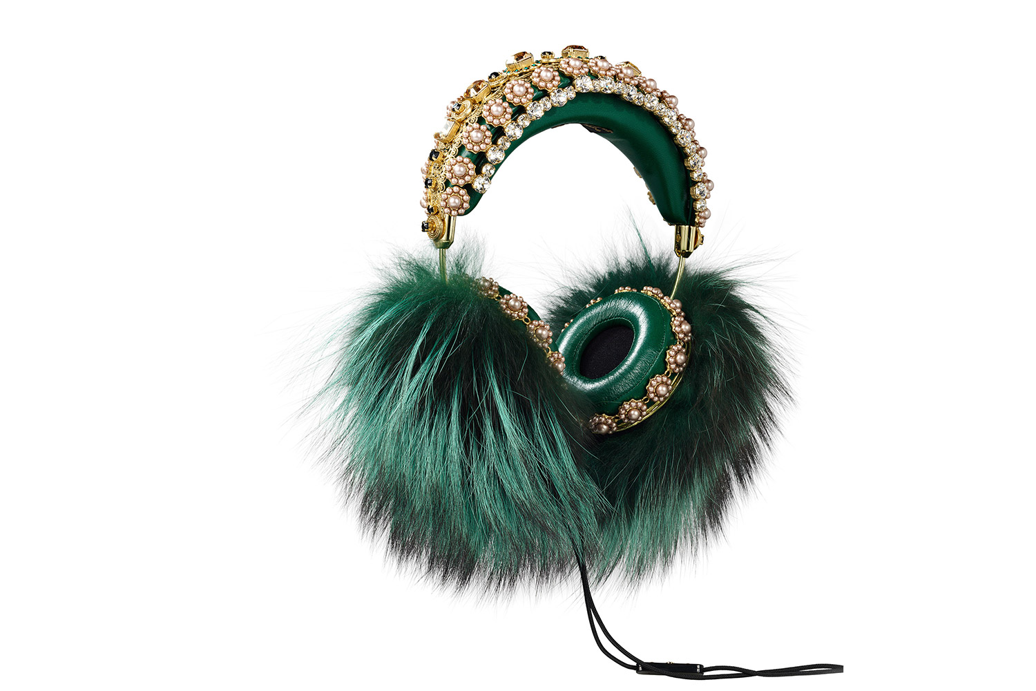 rihanna sells out 9000 dollar dolce gabanna headphones marble green fox hanging